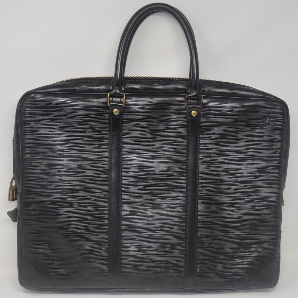 Louis Vuitton  Black Epi leather Porte Documents Voyager